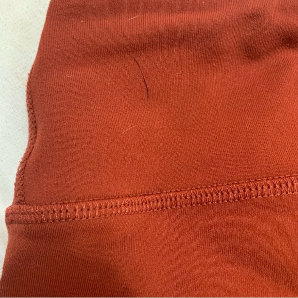 ALO Women’s Brick Red Leggings - Picture 7 of 7